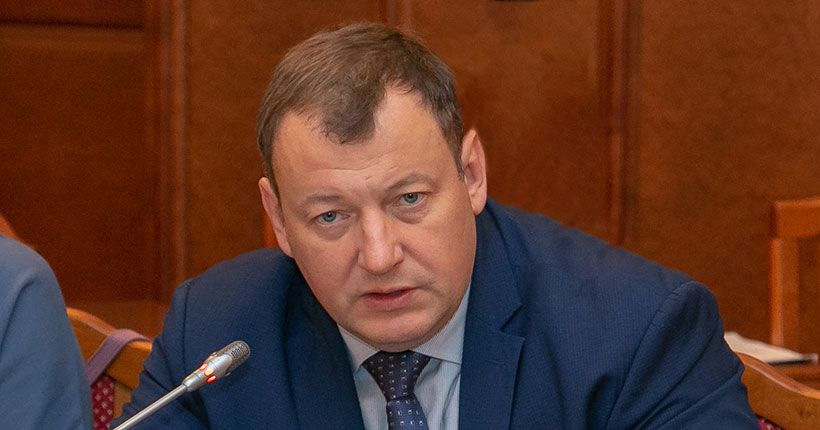 министр цифрового развития и связи НСО Анатолий Дюбанов