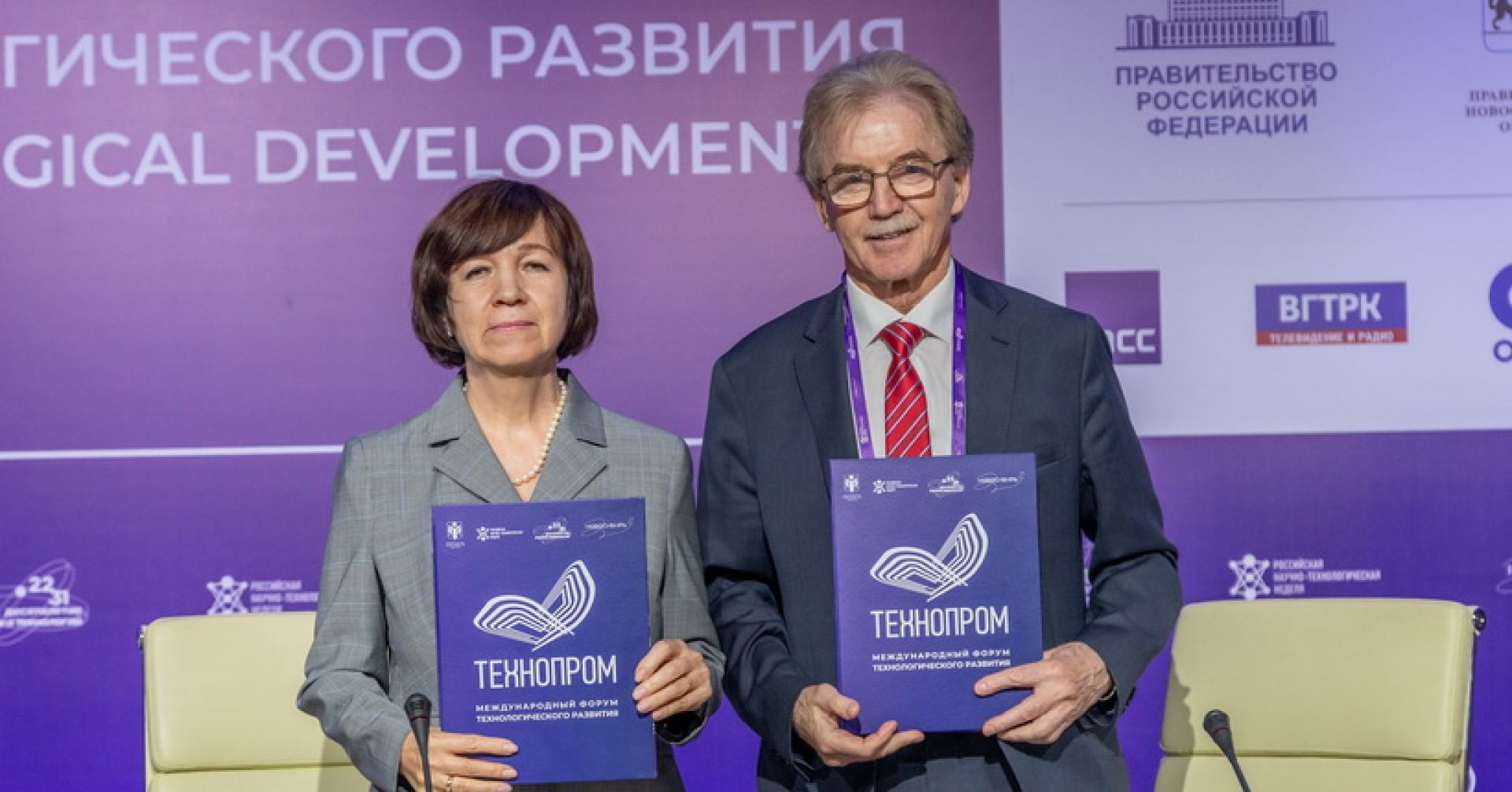 Светлана Тарасова и Николай Красников