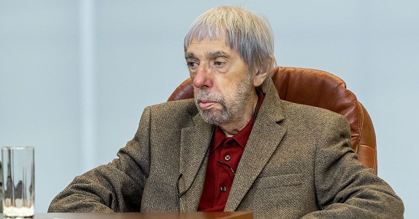 Эдуард Артемьев