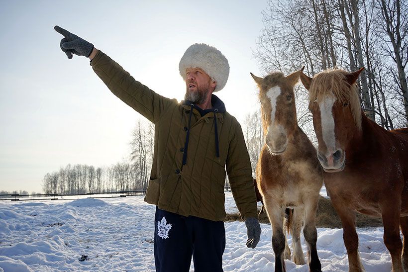 Дмитрий Кузьмин с конем