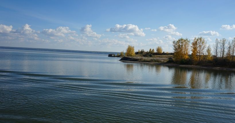 река