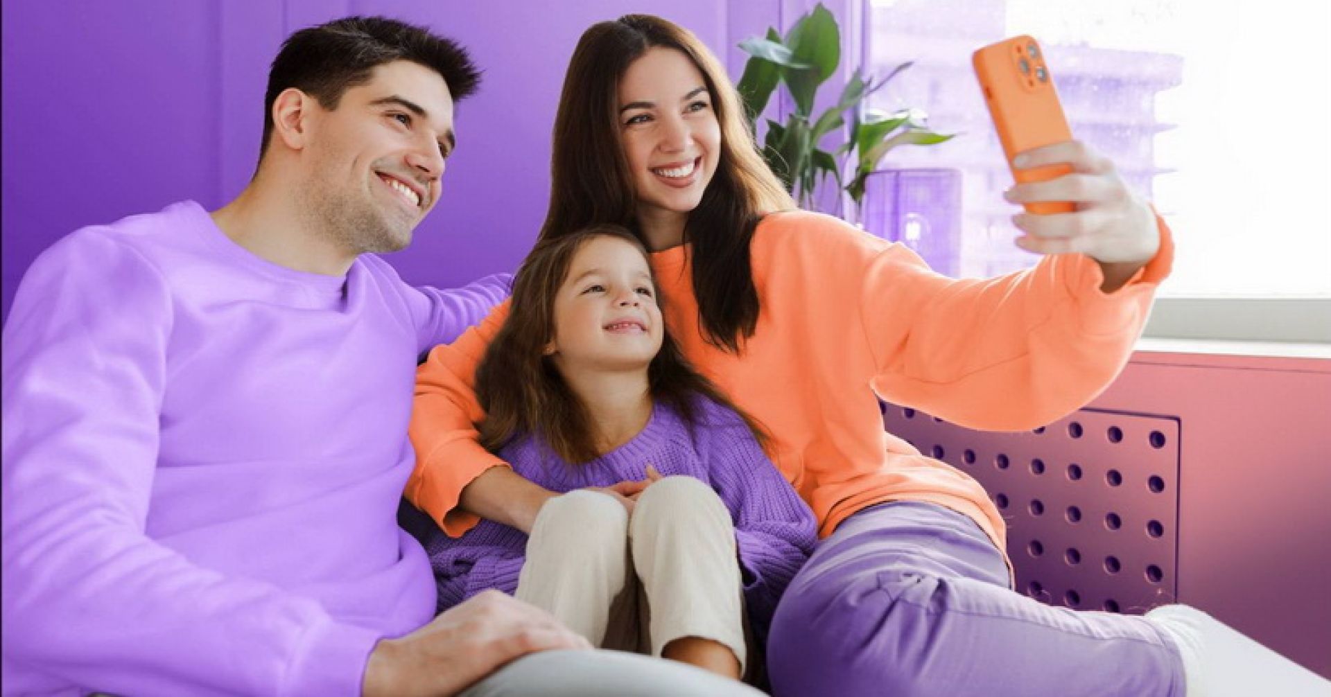 семья у телевизора