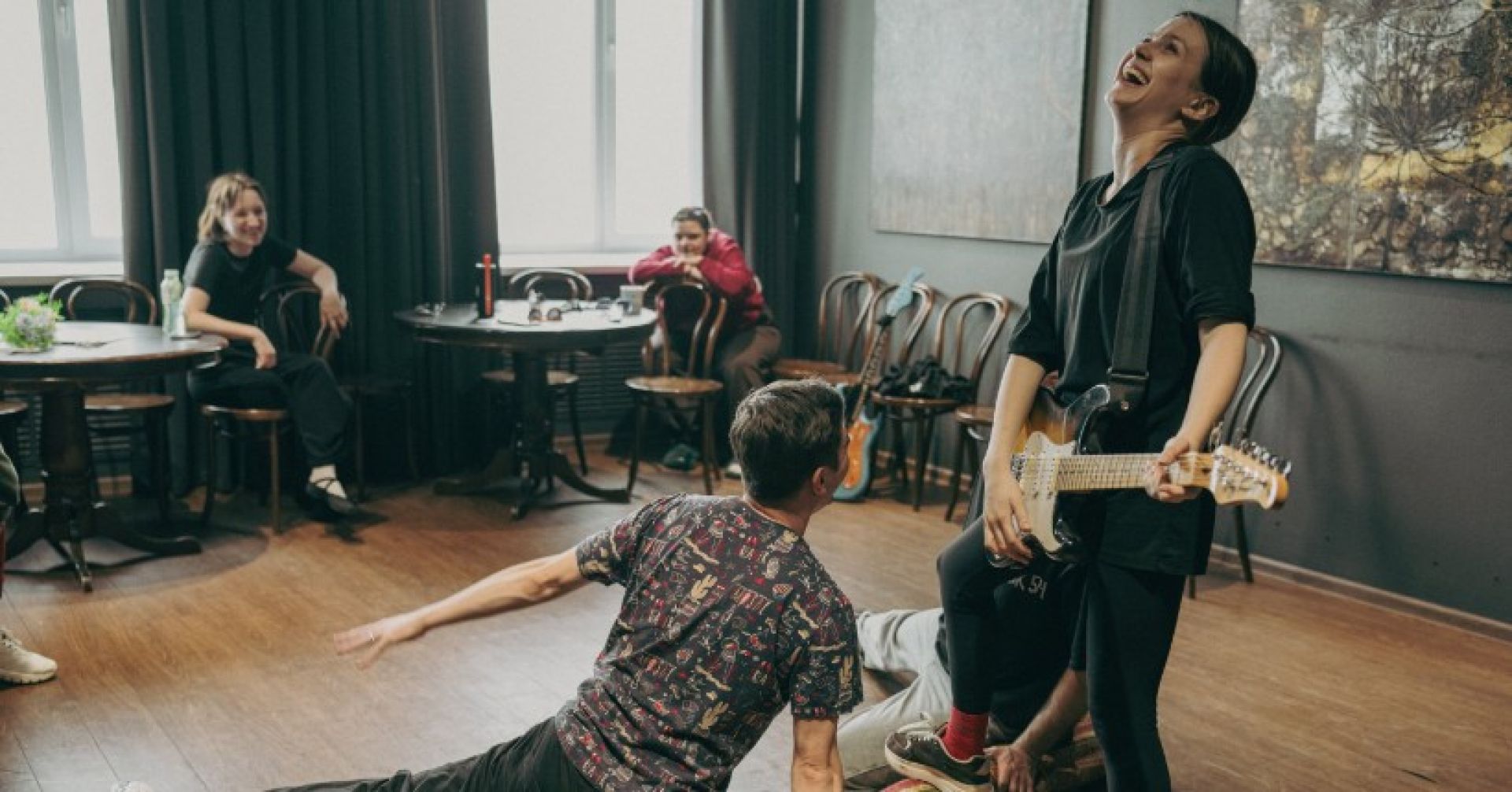 там где хорошо