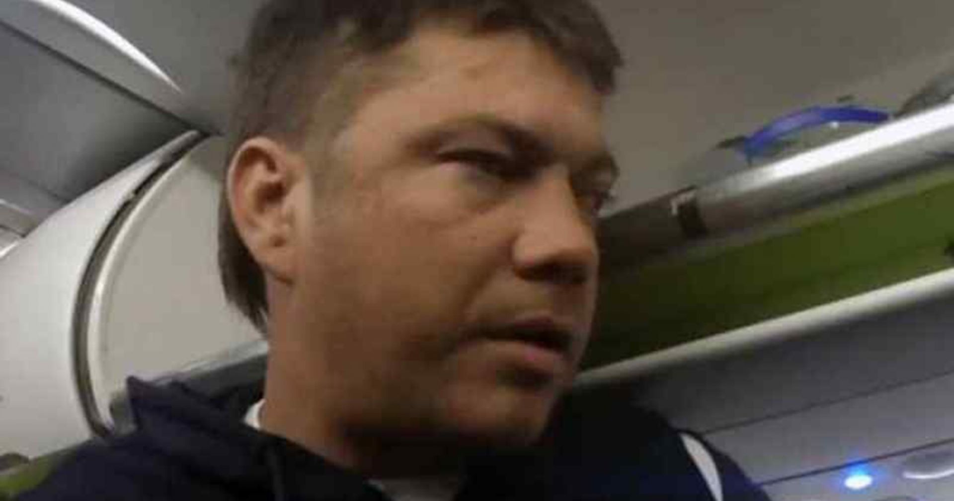 дебошир в новосибирске. судьба дебошира из новосибирска. нападение на сотрудника овд. дебоширы новосибирск. дебоширы новосибирск.