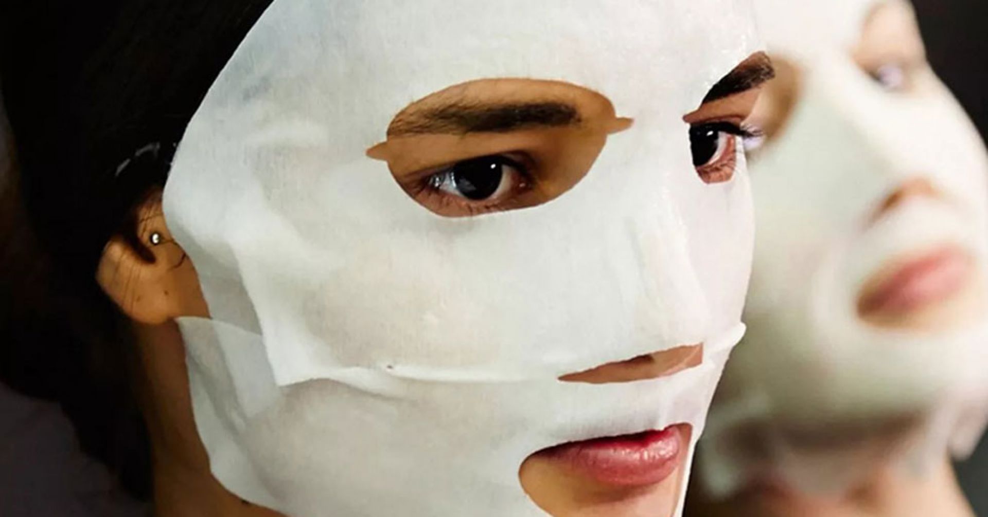 Съемки маска 5. Девушка с тканевой маской на лице. Разные маски для лица. Девушка в тканевой маске. Тканевые маски для лица.