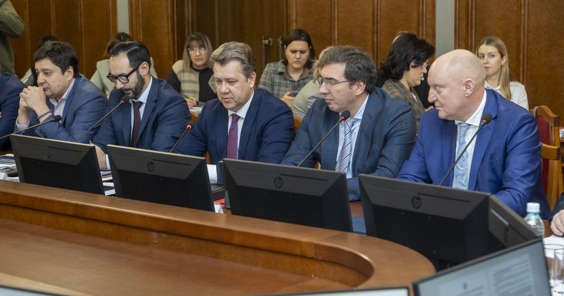 заседание бюджетного комитета заксобрания