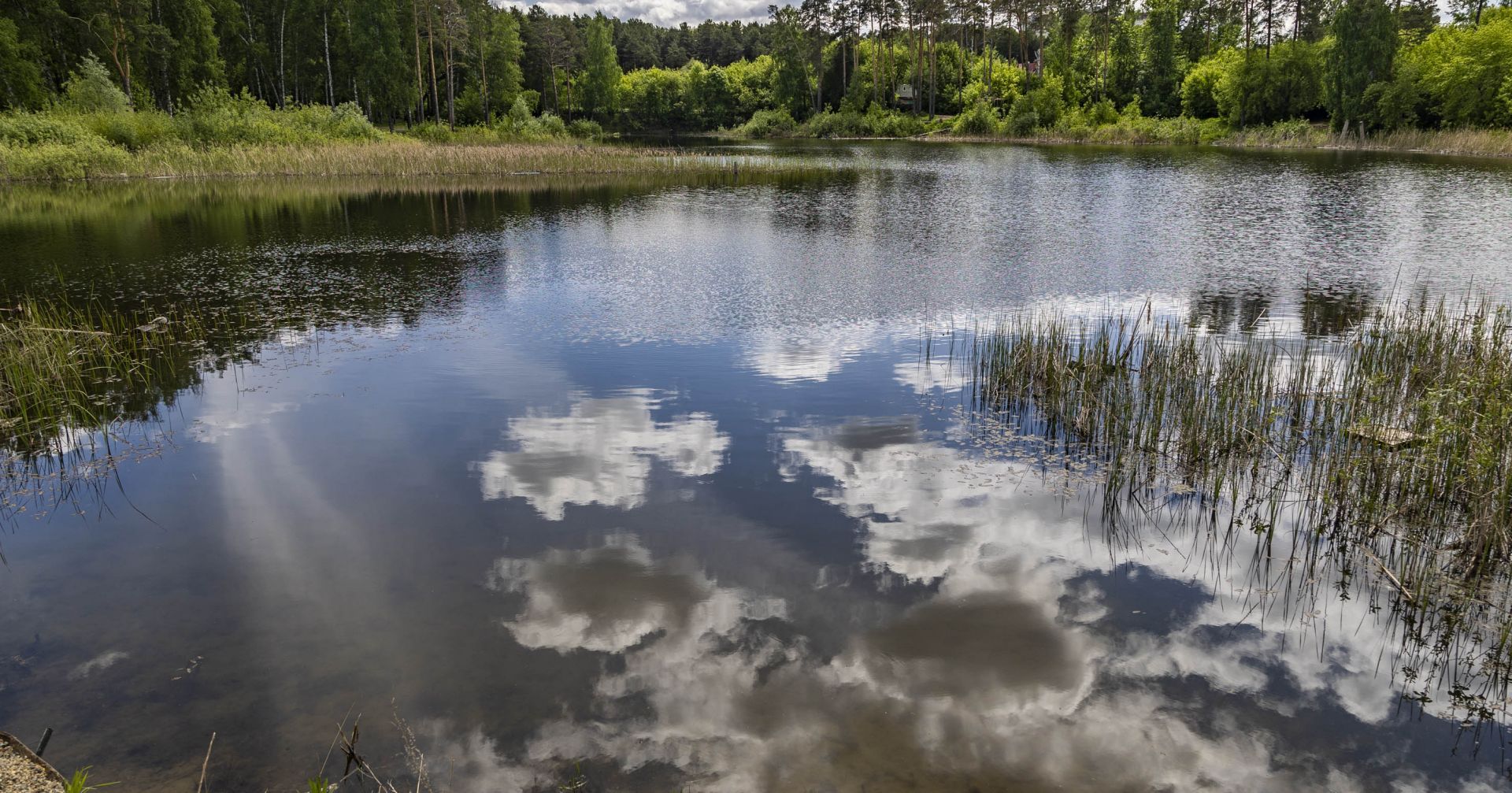 вода