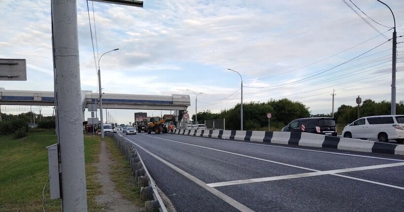 Дорогу к новосибирскому аэропорту отремонтировали за 10 дней