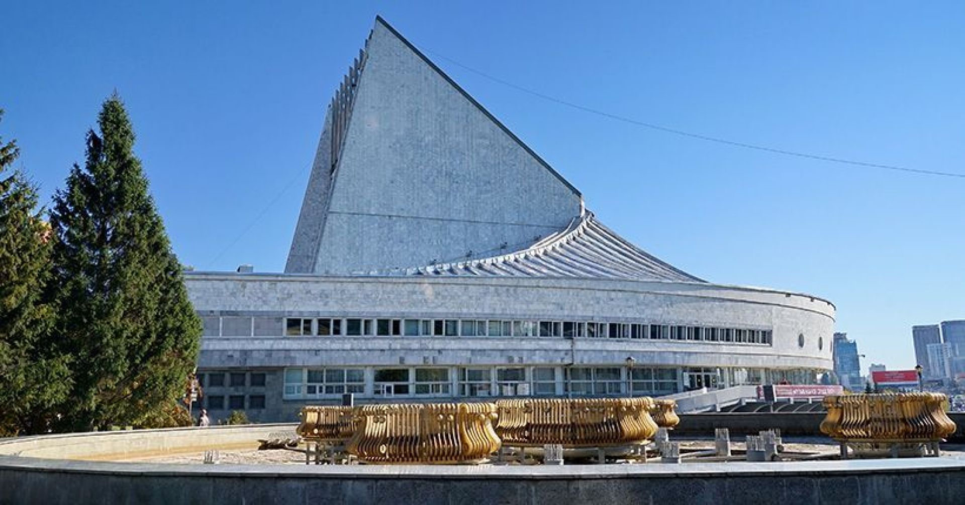 Новосибирский &laquo;Глобус&raquo; запускает школу театральных амбассадоров