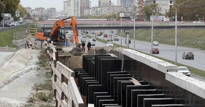 К засыпке котлована новой стены на Ипподромской приступили в Новосибирске