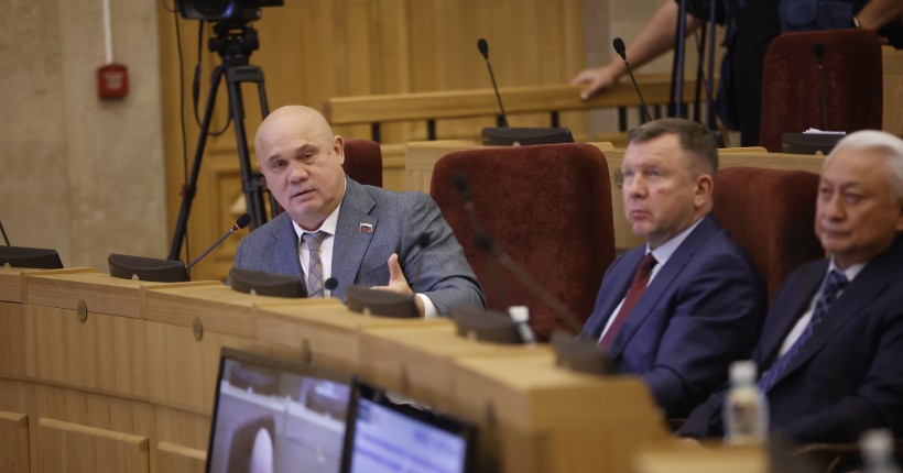 Новосибирские депутаты голосуют за новые меры социальной поддержки бойцов СВО