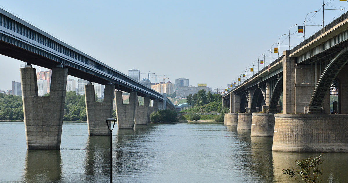 Каменные церкви мосты