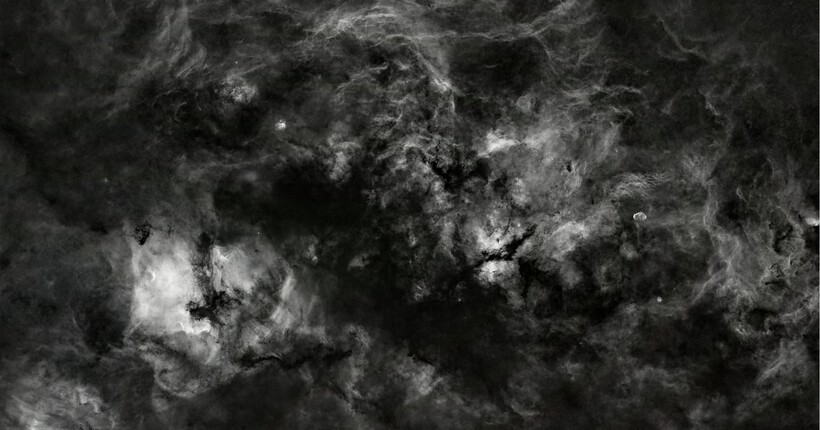 Новосибирский астрофотограф снял водородные облака в созвездии Лебедя