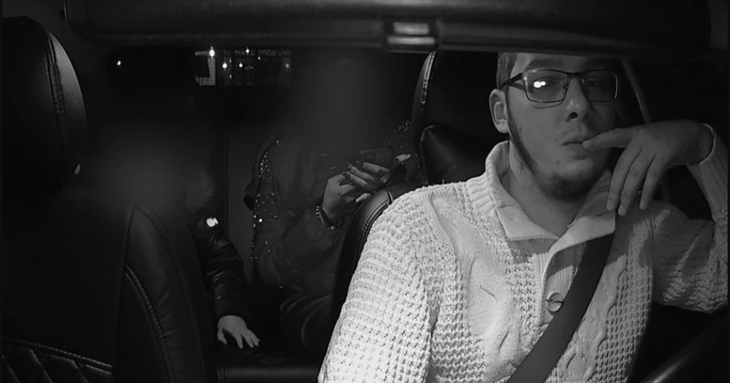 В Новосибирске отец пассажирки напал на водителя такси