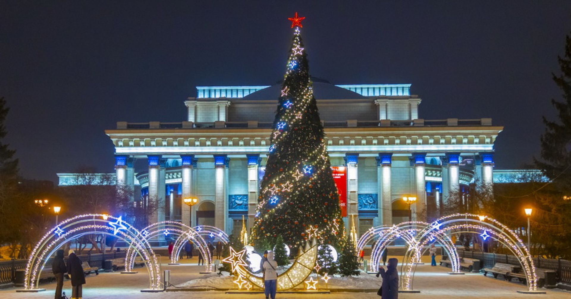 Новый год-2026: В Новосибирске праздничные пространства откроют 1 декабря