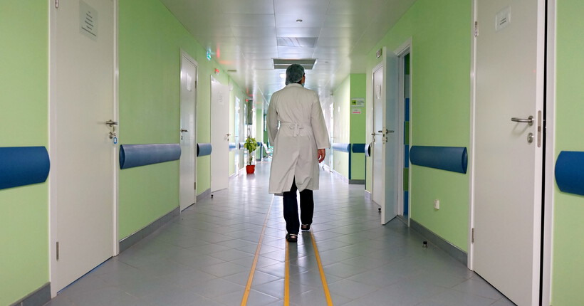 Глава Новосибирской области рассказал, запретят ли в регионе аборты