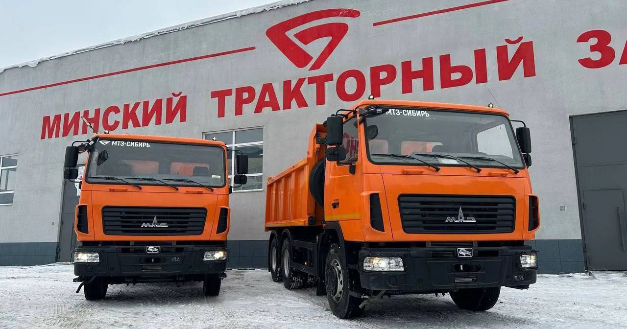11 новых белорусских самосвалов будут работать на дорогах Новосибирска