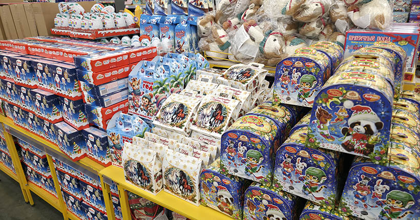 Минимум добавок и консервантов: новосибирцам советуют, как правильно выбрать новогодний подарок для ребёнка