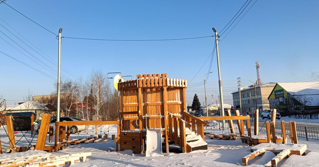 Две центральные площади и парк благоустроены в Новосибирской области по нацпроекту