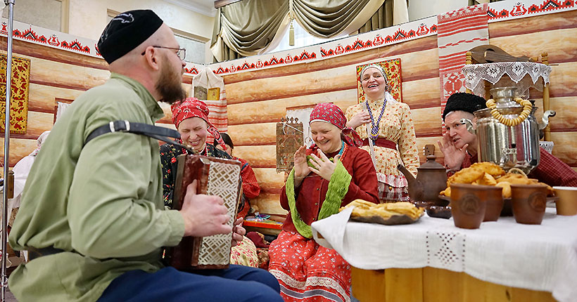 Одна большая семья