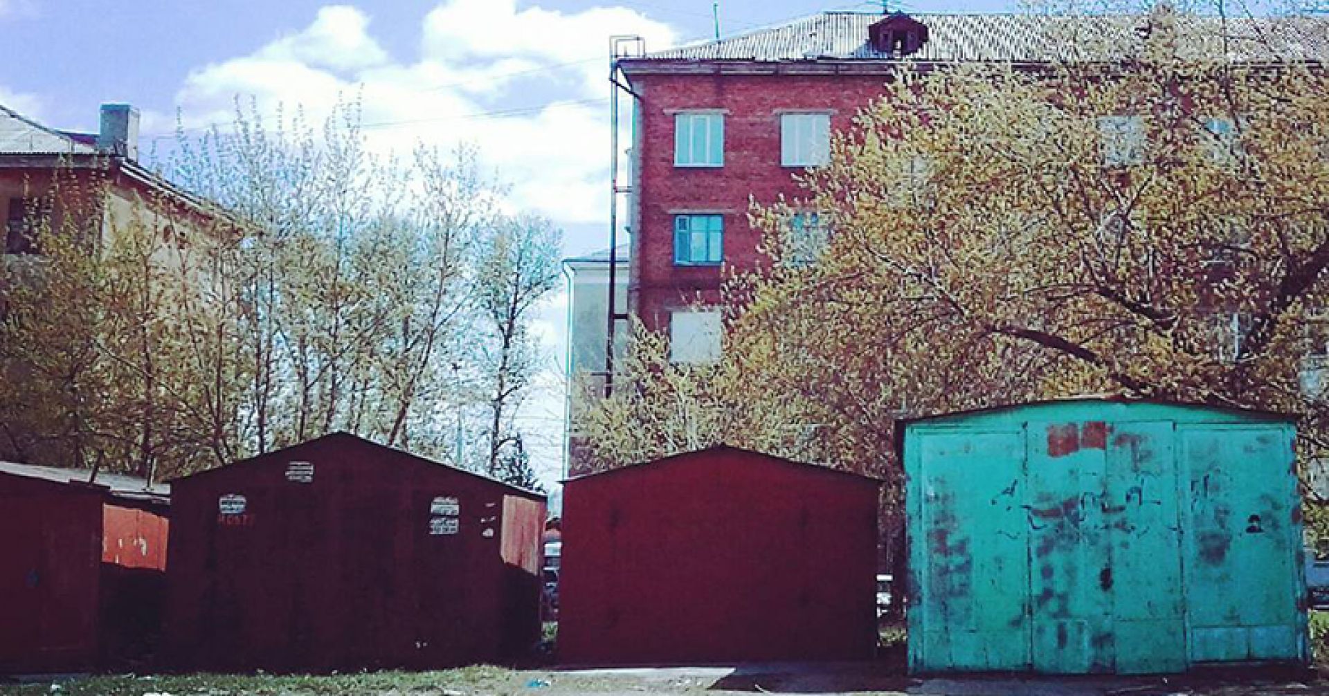 Новосибирские владельцы гаражей портят в городе воздух