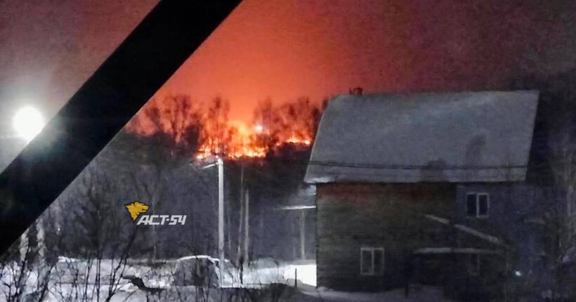 В Новосибирске тушат тление мусора на Гусинобродском полигоне