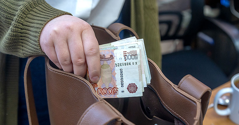 И целого паспорта мало