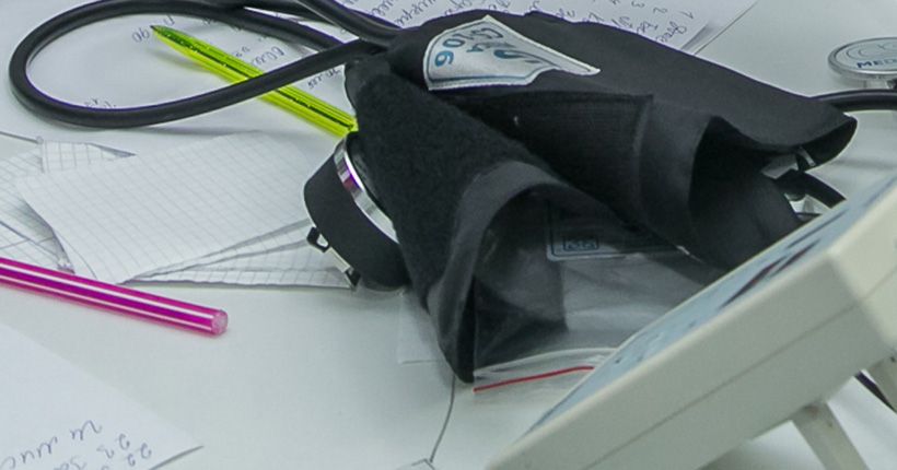 Новосибирцы могут бесплатно проверить точность домашних тонометров