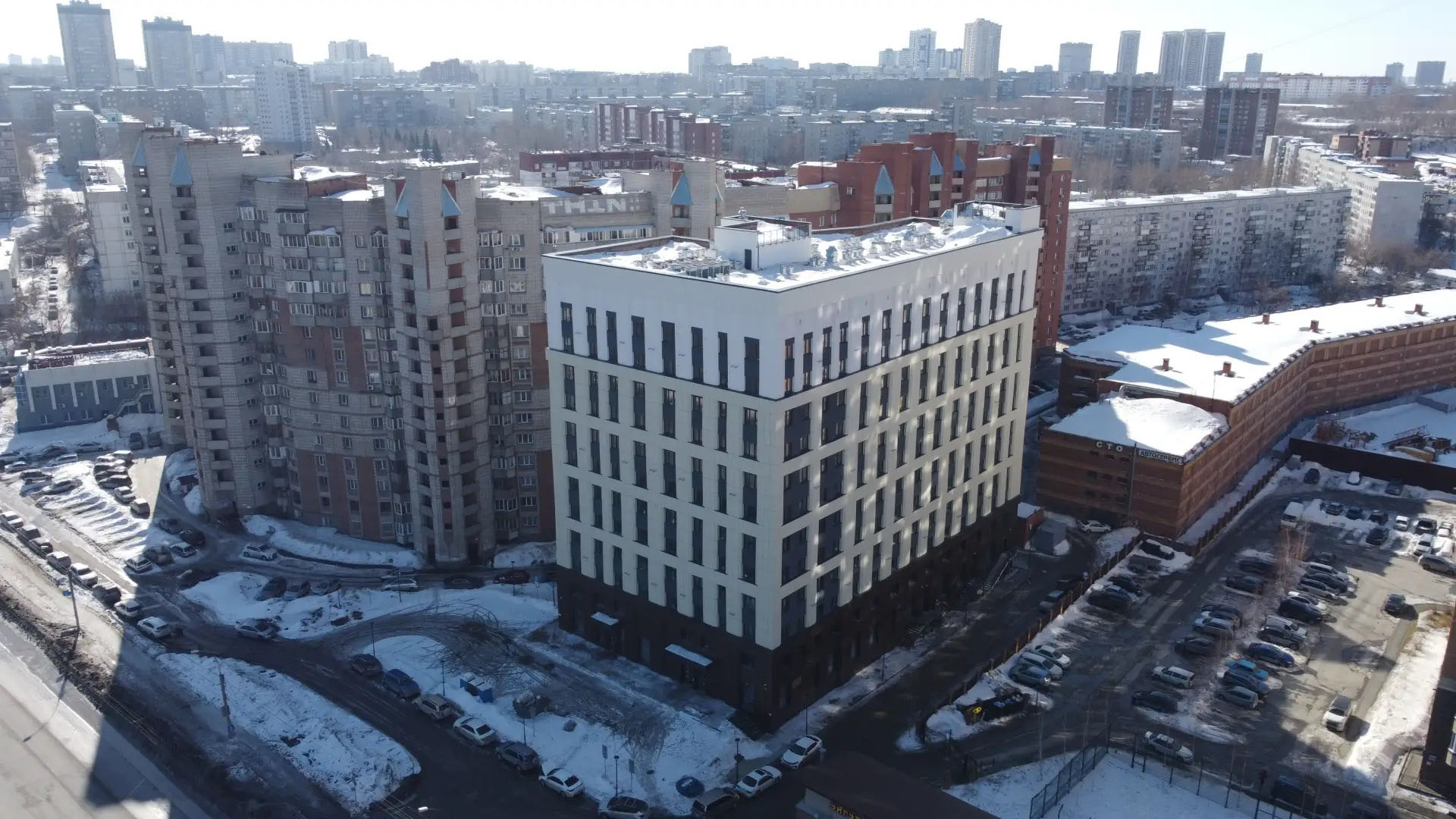 В Новосибирске ввели в эксплуатацию 13-этажный коммерческий долгострой
