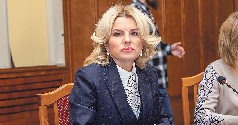 На свет из тени