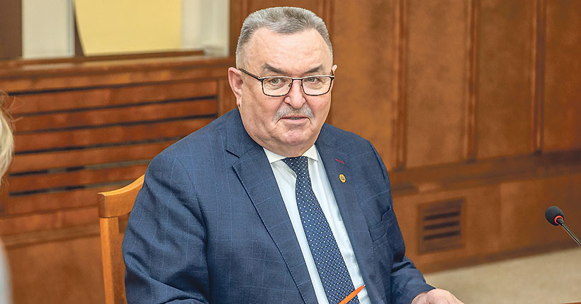 Решение социальных задач