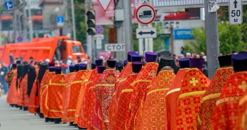 Центральные улицы Новосибирска перекроют ради крестного хода