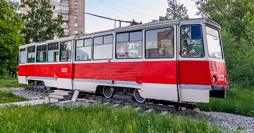 И он же — памятник