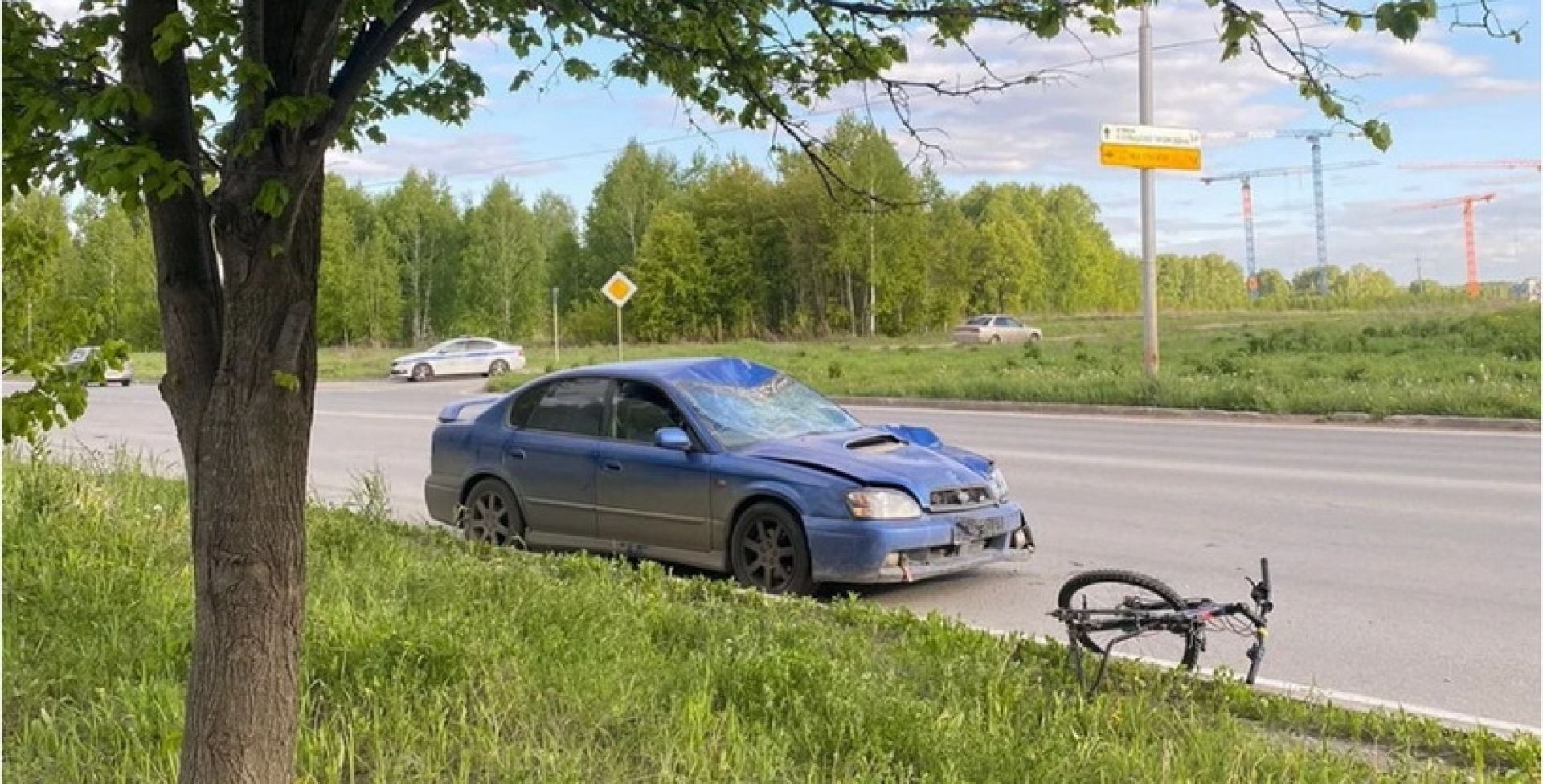 машина и велосипед после ДТП